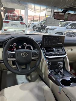 تويوتا لاندكروزر